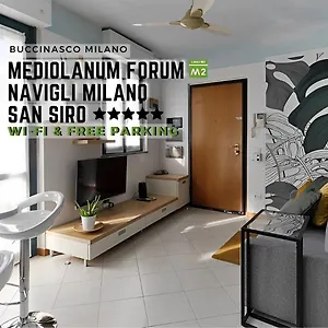 https://mediolanum-forum-navigli-suite-freeparking-wifi-9km-duomo.it-lombardy.com